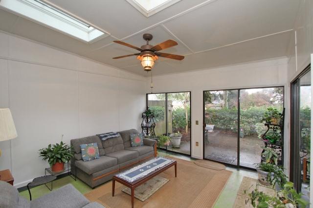 21 Meander Row Charleston, SC 29412 - Photo 3 of 27 Sunroom