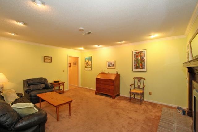 21 Meander Row Charleston, SC 29412 - Photo 5 of 27 Living Room