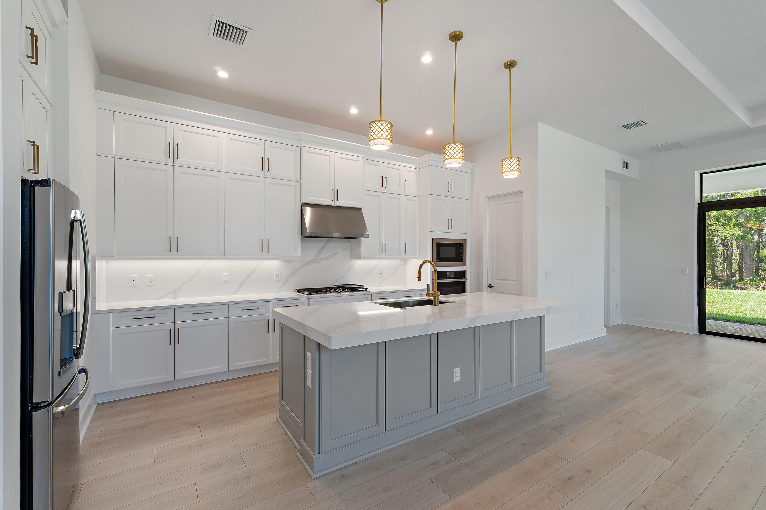 6850 Southeast Haven Lane Stuart, FL 34997 - Photo 13 of 49 044-6850SEHavenLane-Stuart-FULL