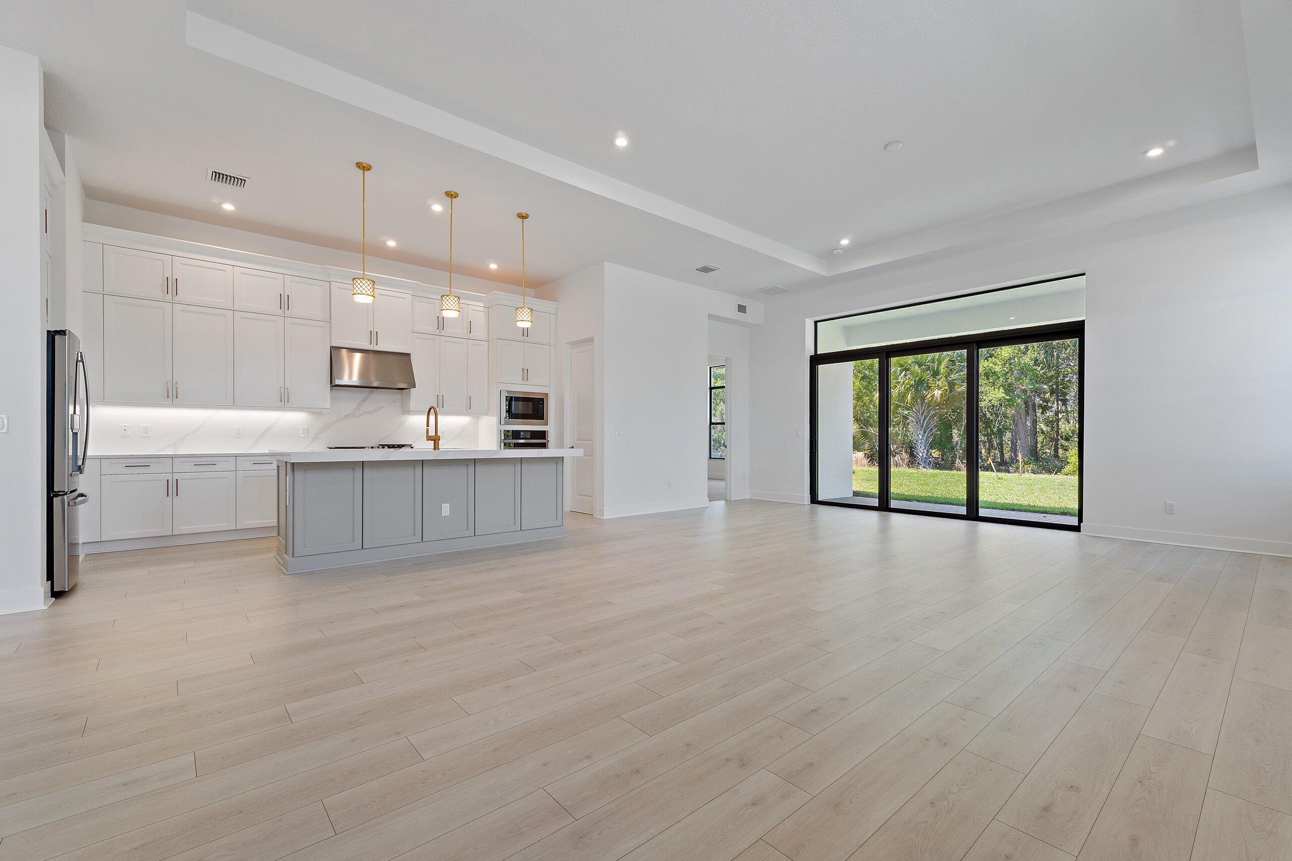 6850 Southeast Haven Lane Stuart, FL 34997 - Photo 7 of 49 051-6850SEHavenLane-Stuart-FULL