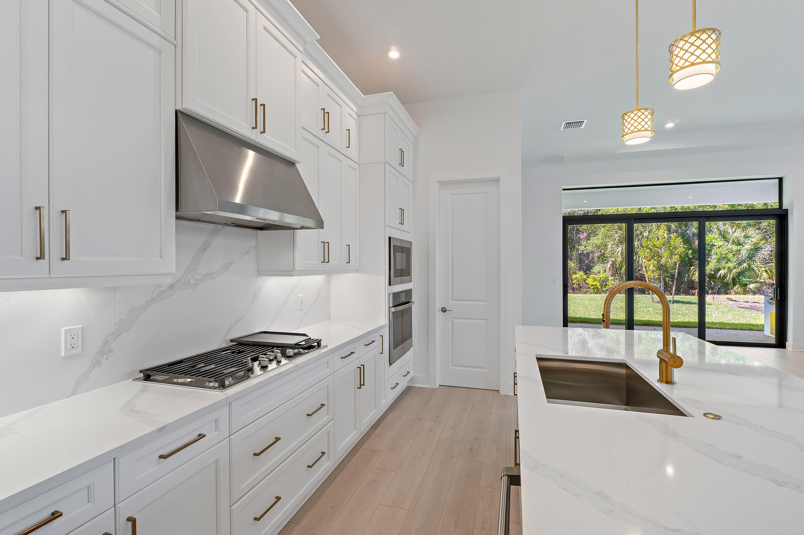 6850 Southeast Haven Lane Stuart, FL 34997 - Photo 10 of 49 049-6850SEHavenLane-Stuart-FULL