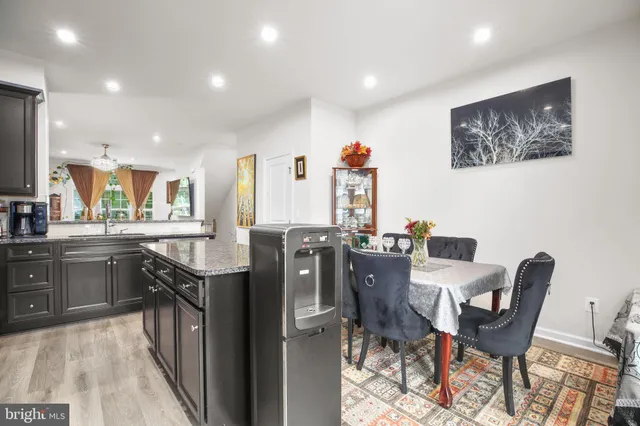 $475,000 | 18353 Reaper Hl Court, Triangle, VA 22172