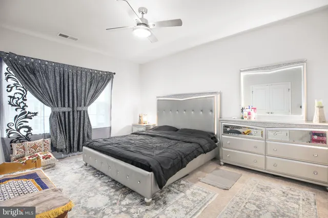 $475,000 | 18353 Reaper Hl Court, Triangle, VA 22172