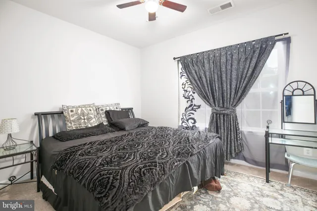 $475,000 | 18353 Reaper Hl Court, Triangle, VA 22172