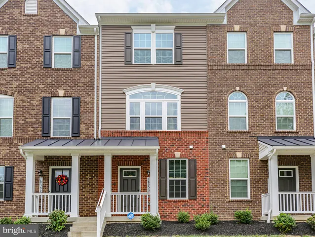$475,000 | 18353 Reaper Hl Court, Triangle, VA 22172
