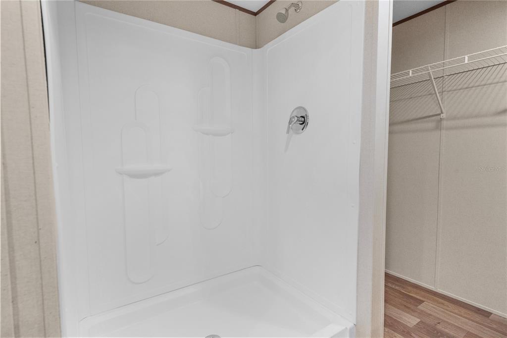 16770 Southwest 60th Place Ocala, FL 34481 - Photo 21 of 26 a bathroom with a shower