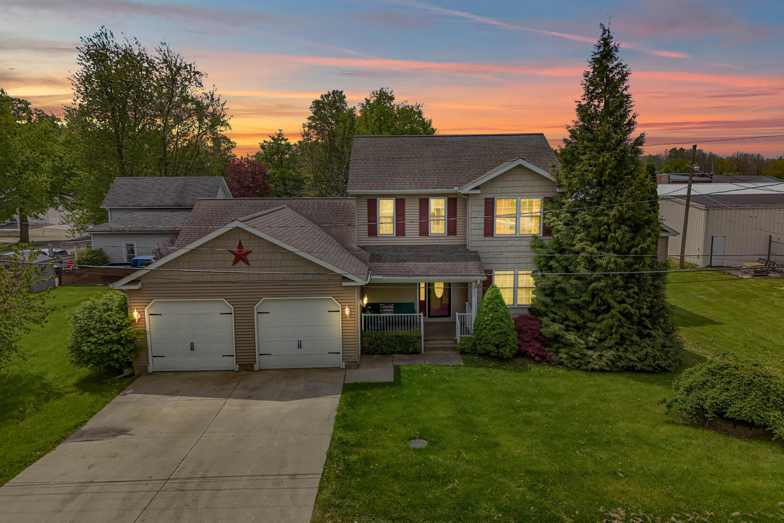 9049 Hamilton Street Pittsford, MI 49271 - Photo 1 of 56 14