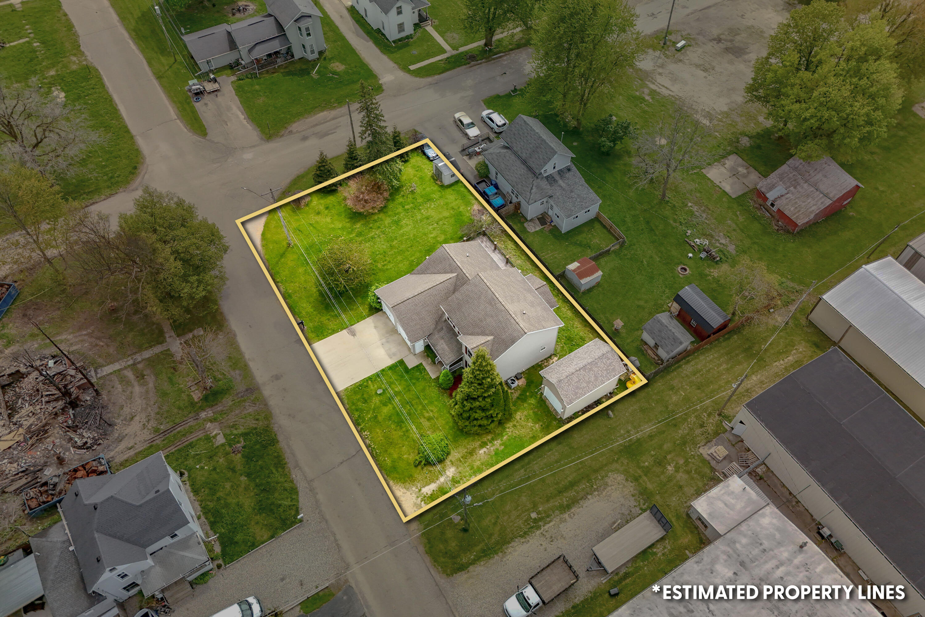 9049 Hamilton Street Pittsford, MI 49271 - Photo 6 of 56 3