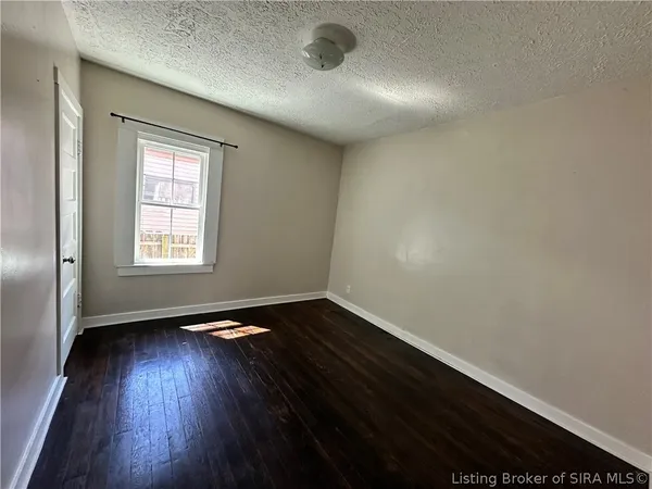 $189,000 | 716 Walnut Street, Madison, IN 47250