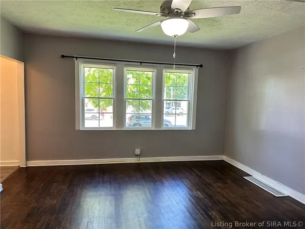 $189,000 | 716 Walnut Street, Madison, IN 47250