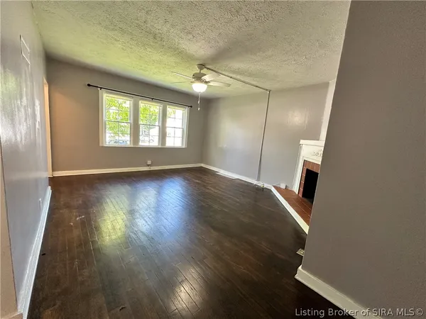 $189,000 | 716 Walnut Street, Madison, IN 47250
