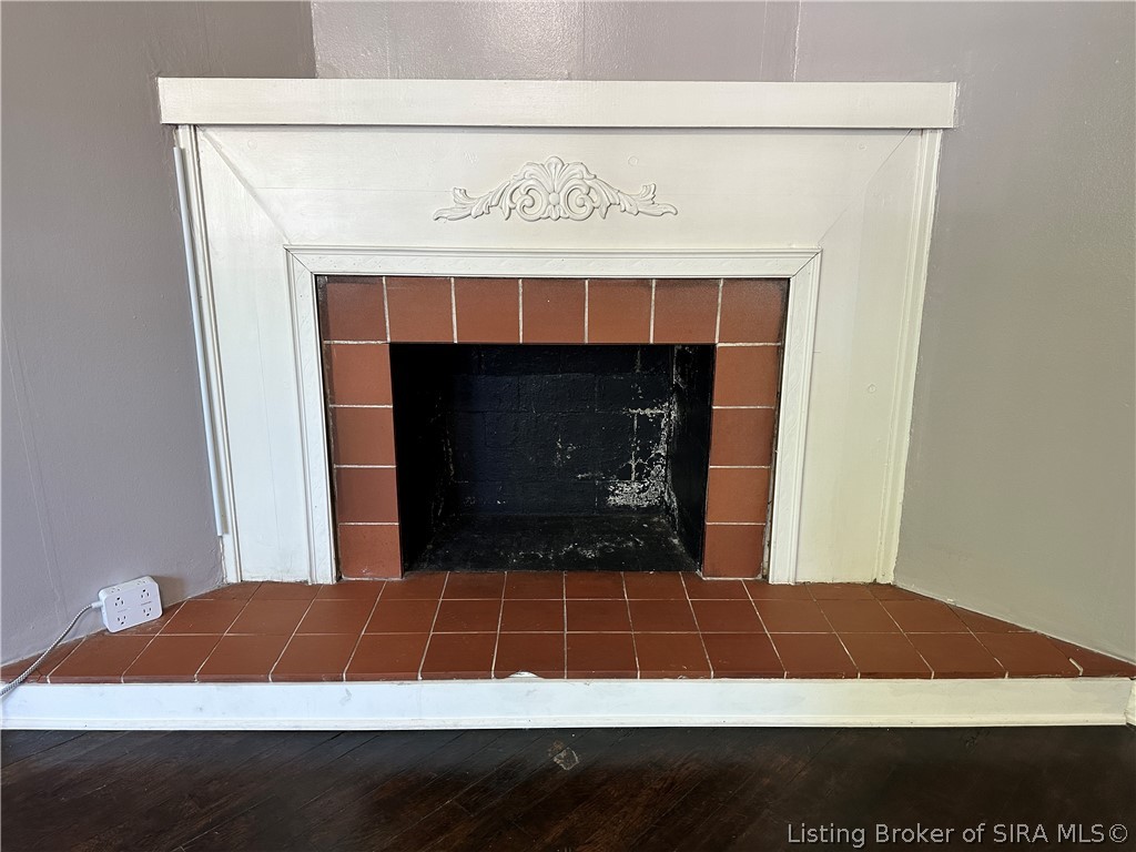 716 Walnut Street Madison, IN 47250 - Photo 6 of 40