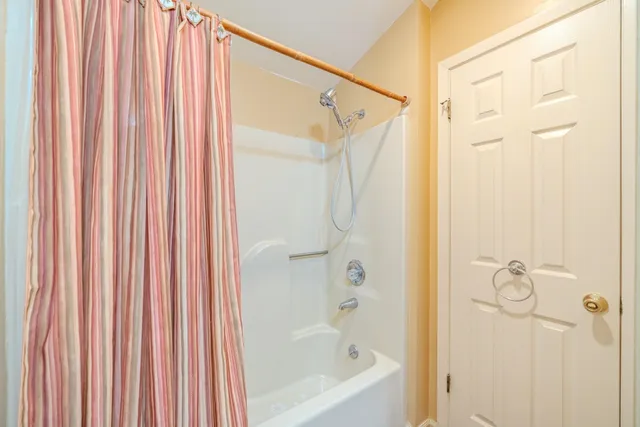 a view of an entryway of a house