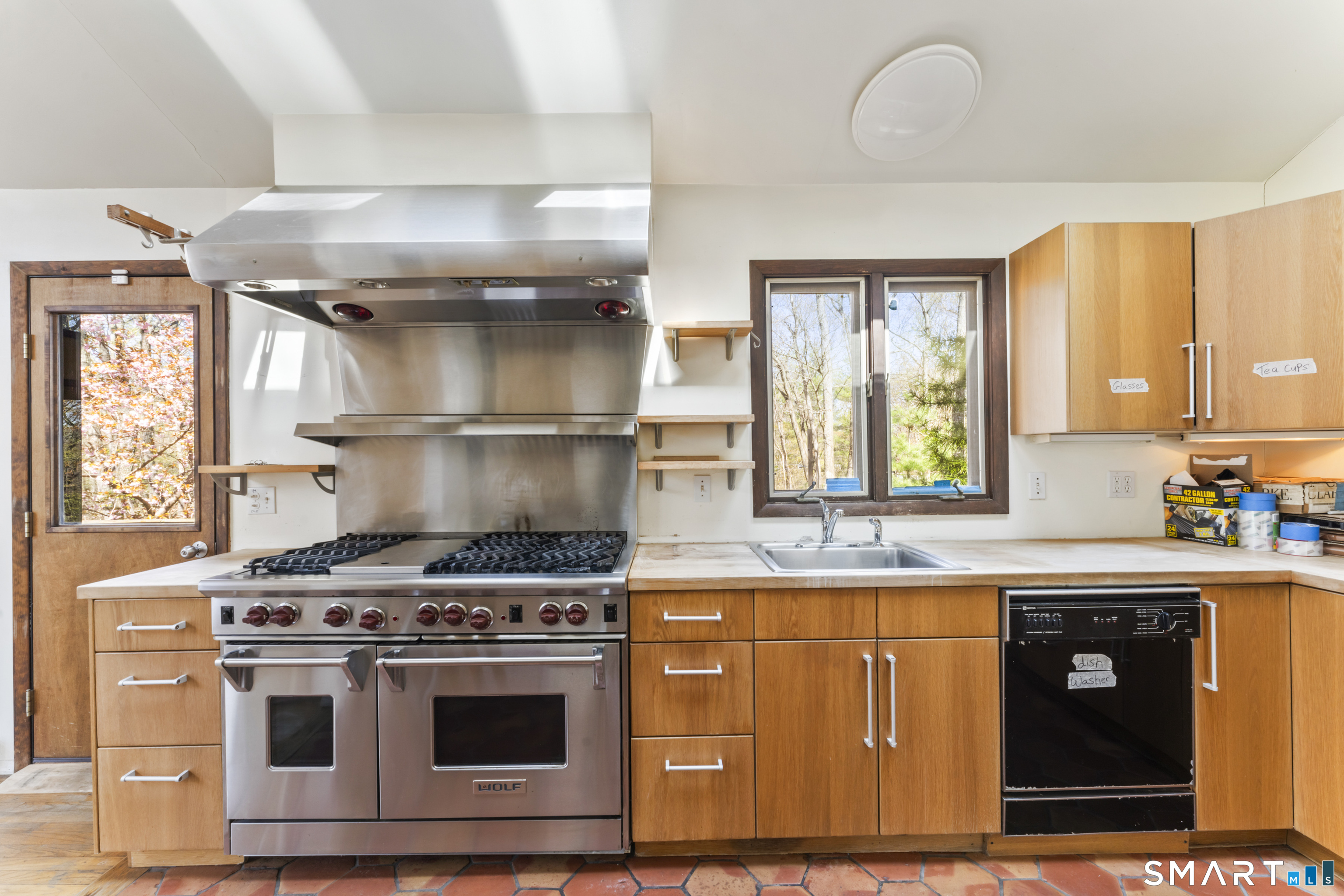 34 Dorethy Road Redding, CT 06896 - Photo 11 of 37