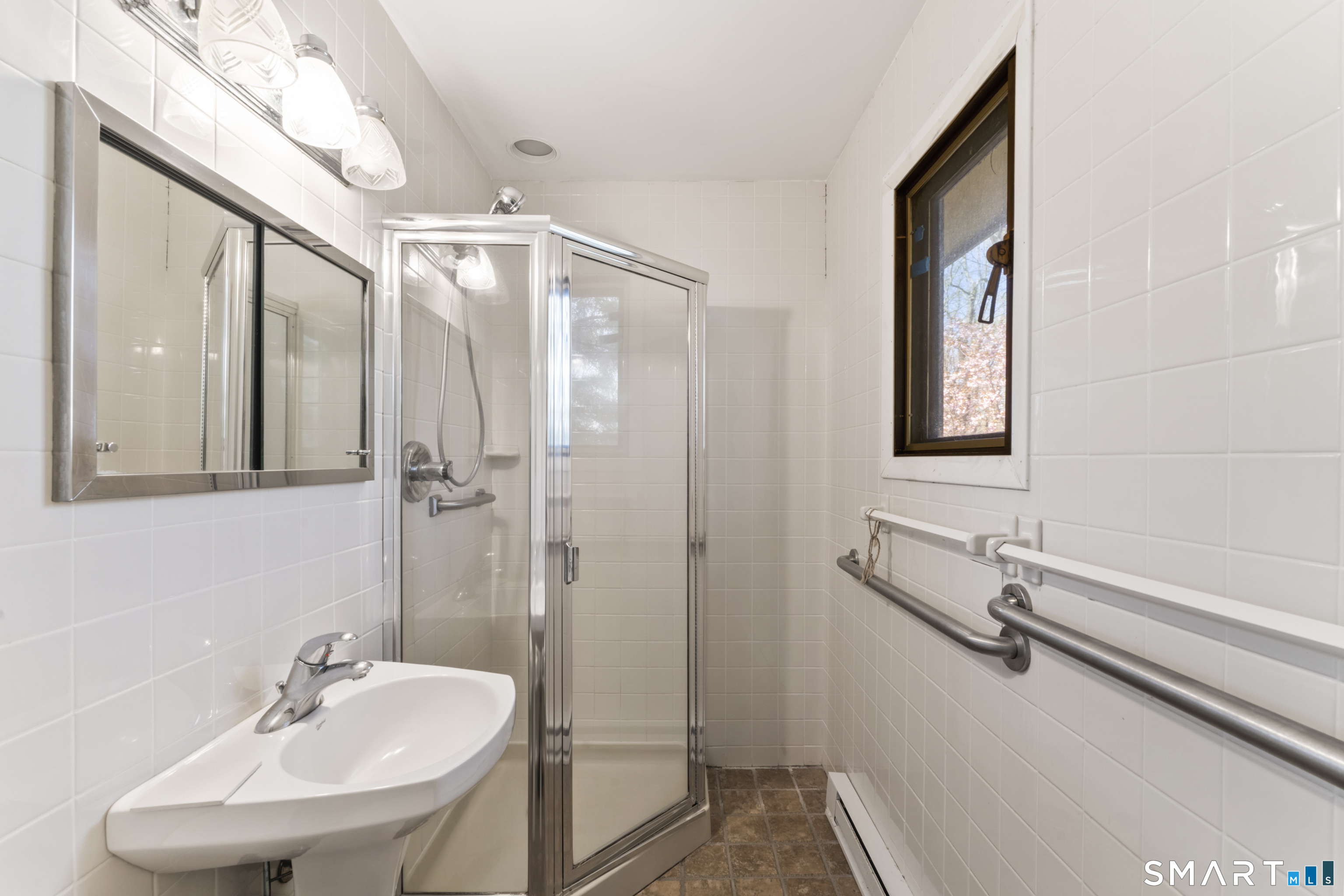 34 Dorethy Road Redding, CT 06896 - Photo 17 of 37