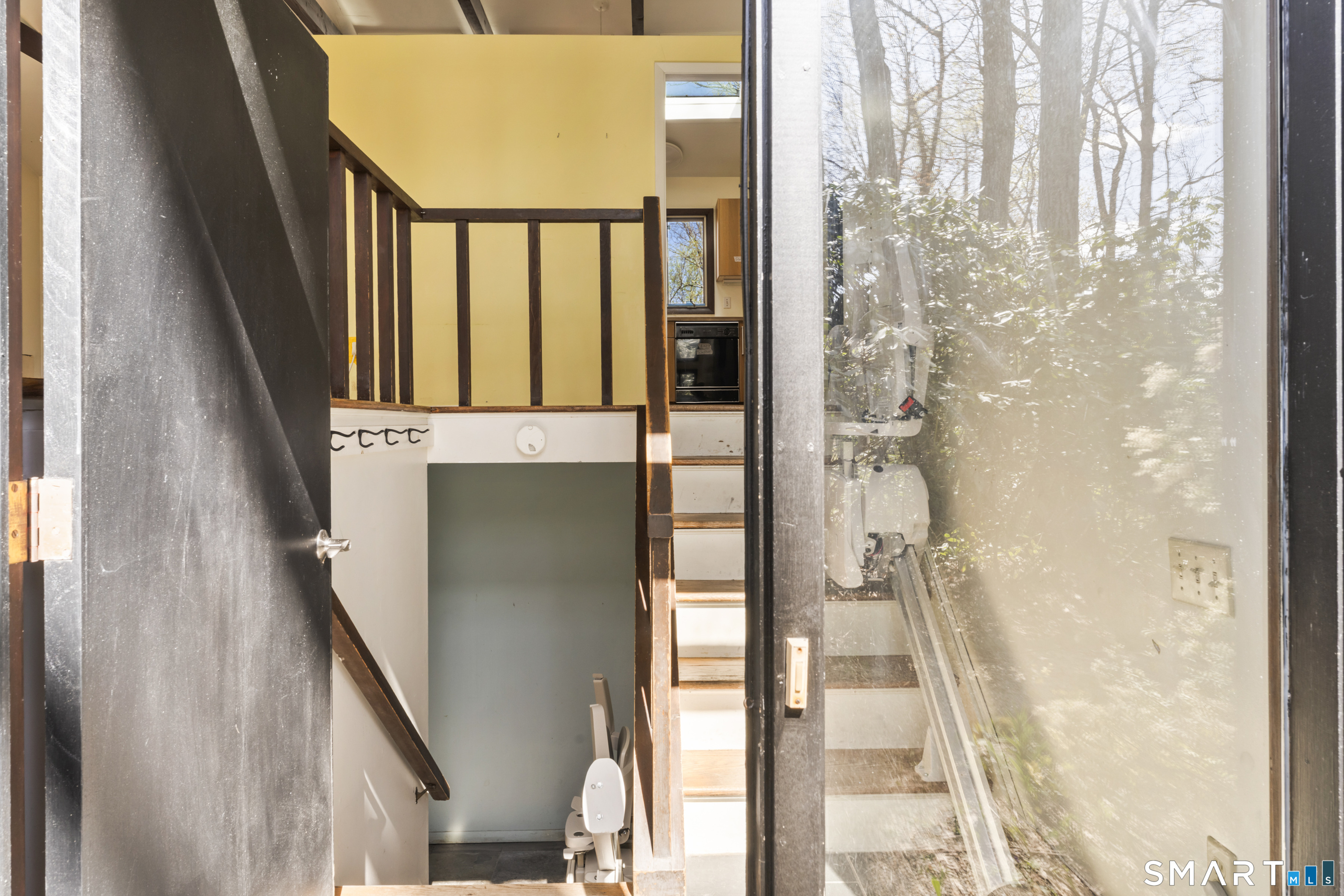 34 Dorethy Road Redding, CT 06896 - Photo 4 of 37