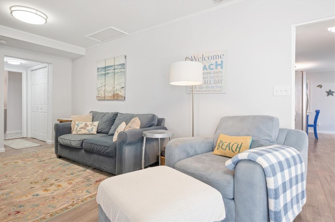 238 Broadway Street St. Simons Island, GA 31522 - Photo 12 of 56