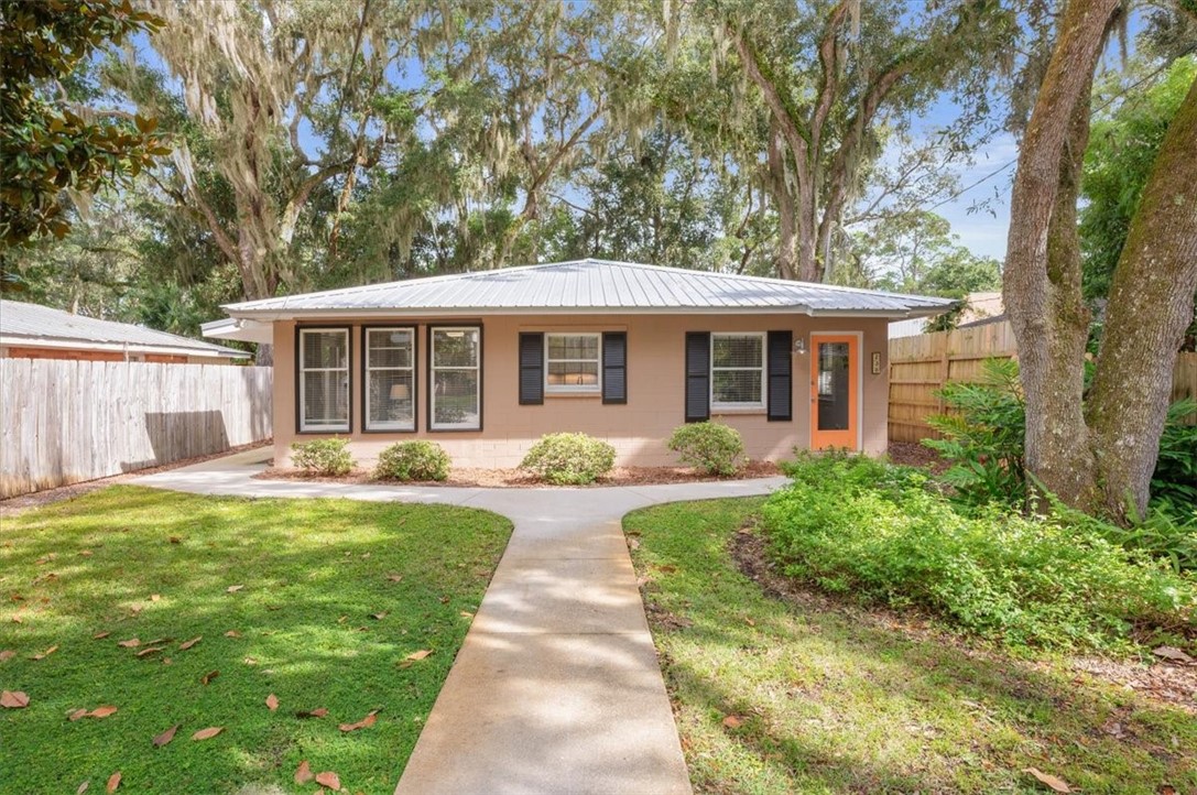 238 Broadway Street St. Simons Island, GA 31522 - Photo 2 of 56 The perfect walkway to true island living!