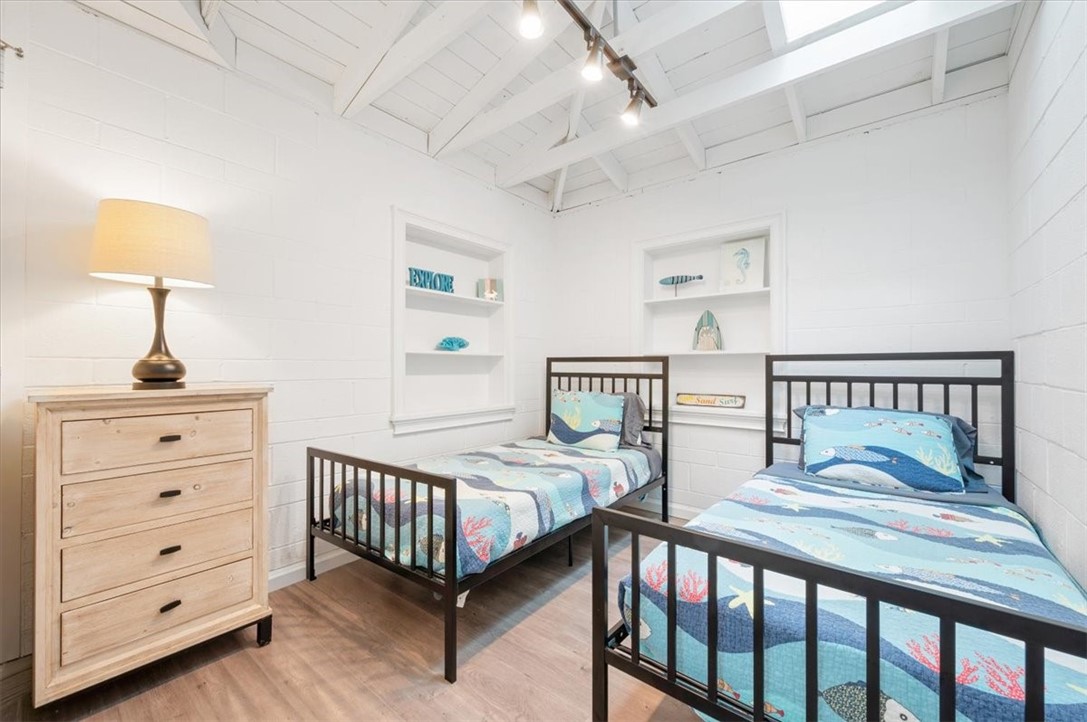 238 Broadway Street St. Simons Island, GA 31522 - Photo 27 of 56