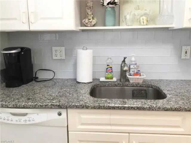 $6,000 | 766 Central Avenue, Unit 312, Naples, FL 34102