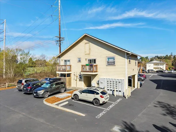 $8,325,000 | 305 Union Street, Arcata, CA 95521