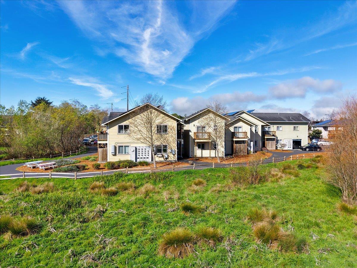 305 Union Street Arcata, CA 95521 - Photo 12 of 35