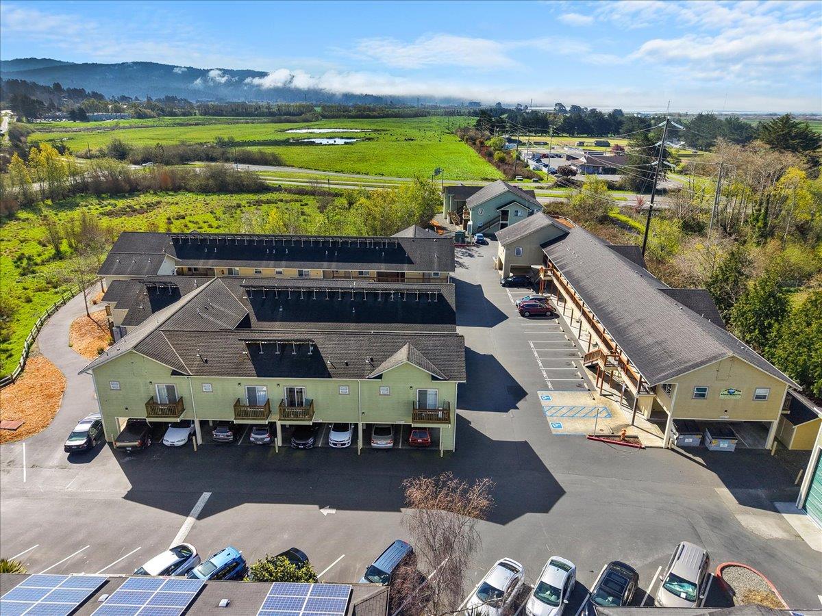 305 Union Street Arcata, CA 95521 - Photo 3 of 35