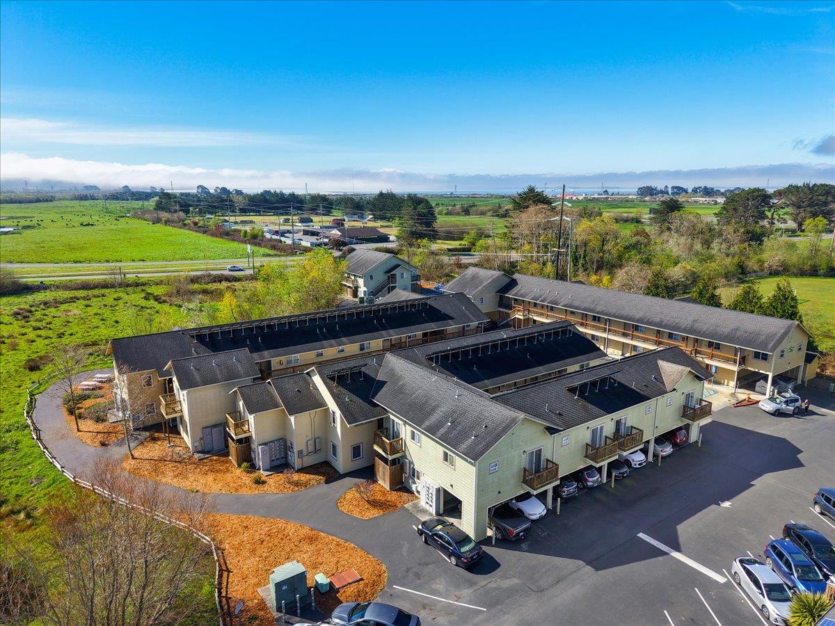 305 Union Street Arcata, CA 95521 - Photo 32 of 35