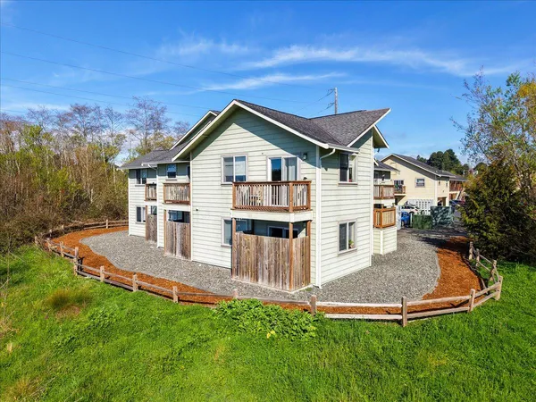 $8,325,000 | 305 Union Street, Arcata, CA 95521