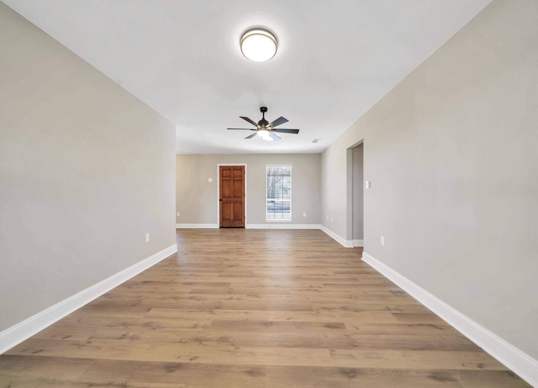 5473 Monterrey Road Crestview, FL 32539 - Photo 16 of 34 DSC02783