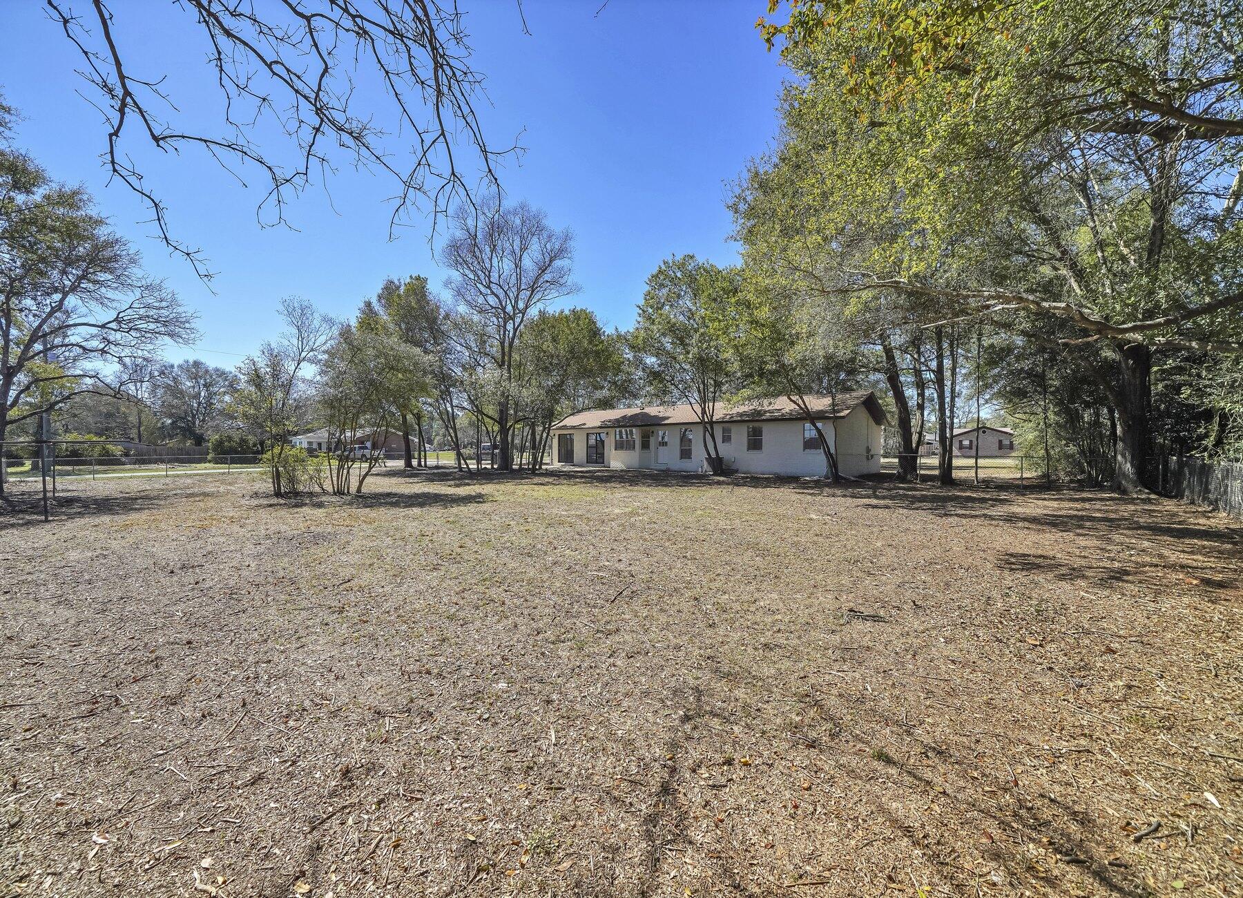 5473 Monterrey Road Crestview, FL 32539 - Photo 34 of 34 DSC02843 - Copy