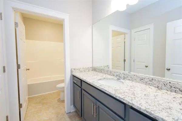 $2,500 | 9276 Sunset Drive, Navarre, FL 32566