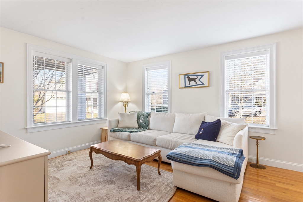 3 Fieldstone Circle, Unit 3 Wareham, MA 02576 - Photo 6 of 25 a living room with furniture and a window