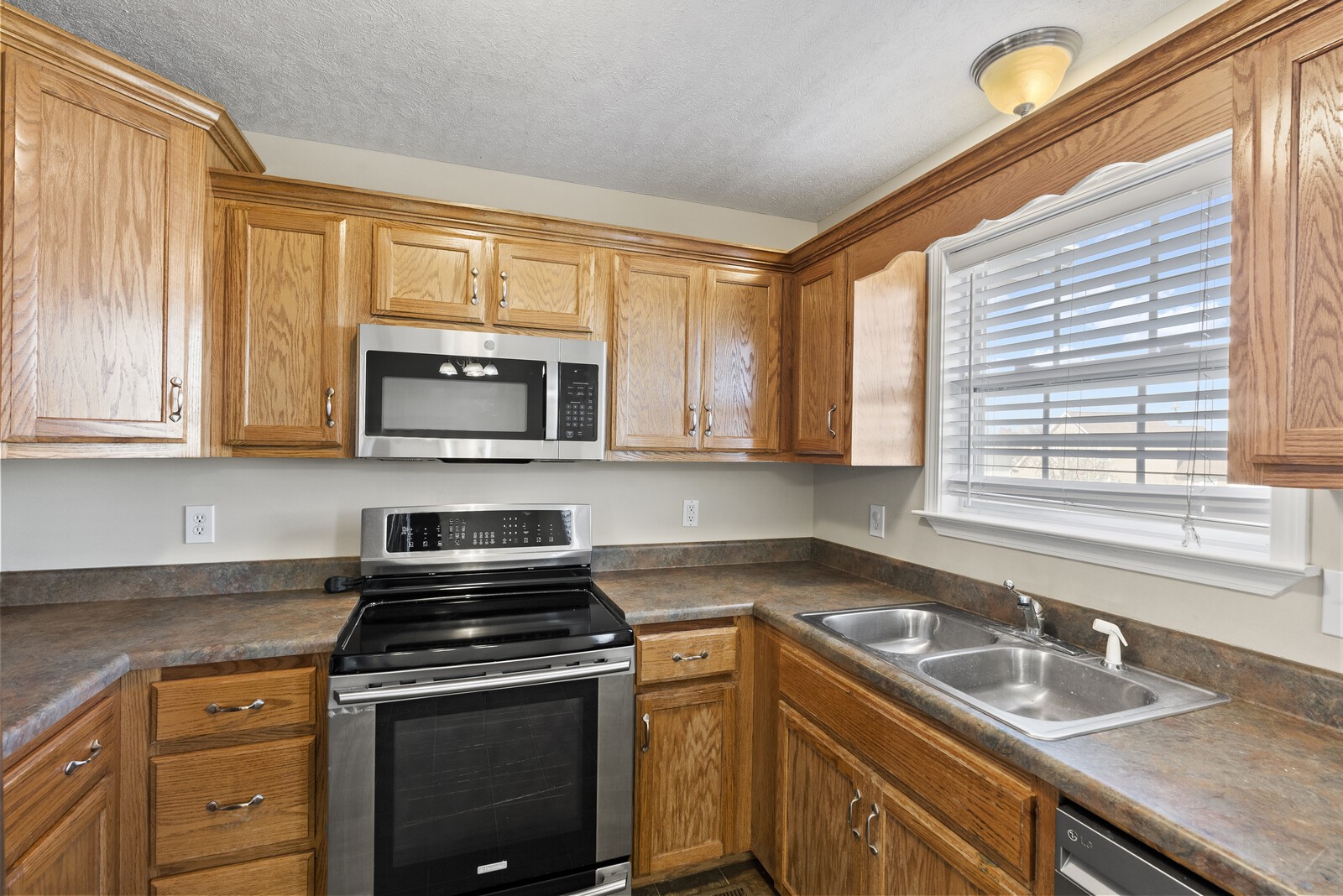 510 Berry Circle Springfield, TN 37172 - Photo 8 of 17 Gallery Image 8