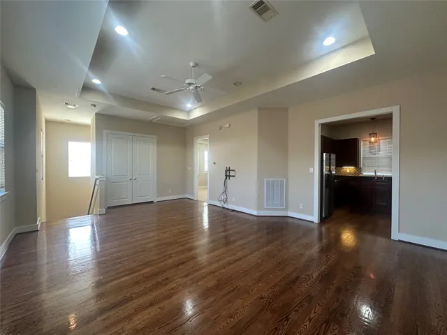 $2,600 | 1715 West 24th Street, Houston, TX 77008