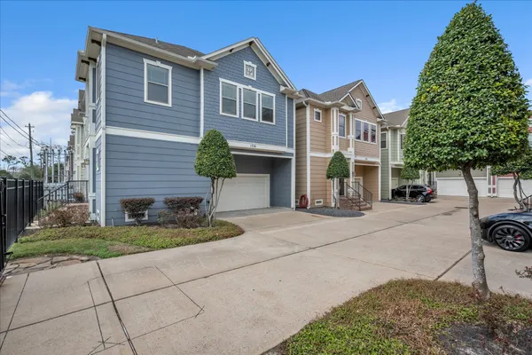 $2,600 | 1715 West 24th Street, Houston, TX 77008