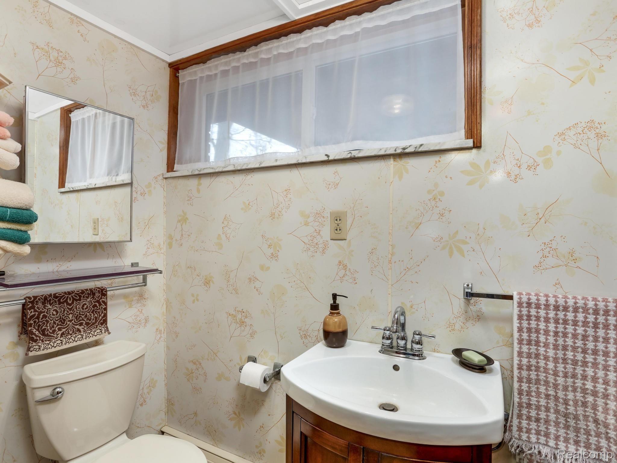3003 Lakeshore Road Lexington, MI 48450 - Photo 29 of 51 3003 Lakeshore Rd Lexington MI-003-005-3003 Lakeshore Dr-MLS_Size.jpg