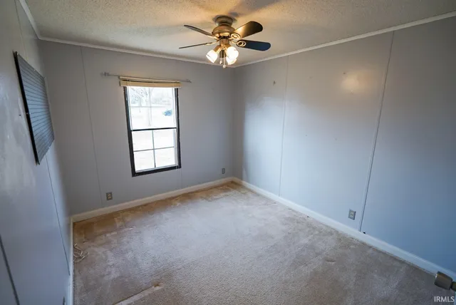 $229,900 | 187 North Whitelock Avenue, Petersburg, IN 47567