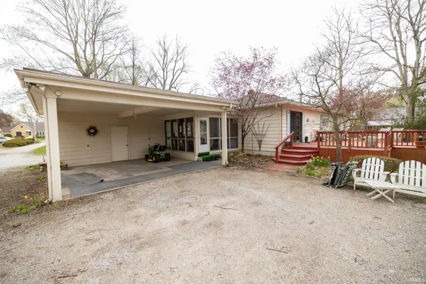 $249,900 | 221 West Roselawn Drive, Logansport, IN 46947