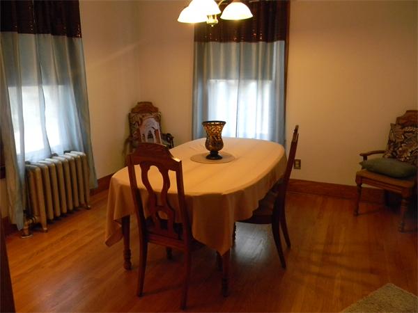 64 Gillette Avenue Springfield, MA 01118 - Photo 6 of 17 Gallery Image 6