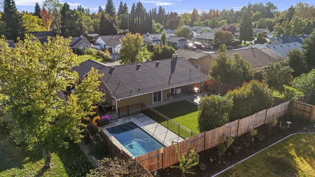 $474,900 | 1949 Catherine Way, Redding, CA 96002