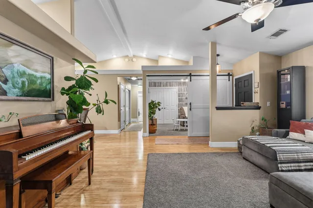 $474,900 | 1949 Catherine Way, Redding, CA 96002