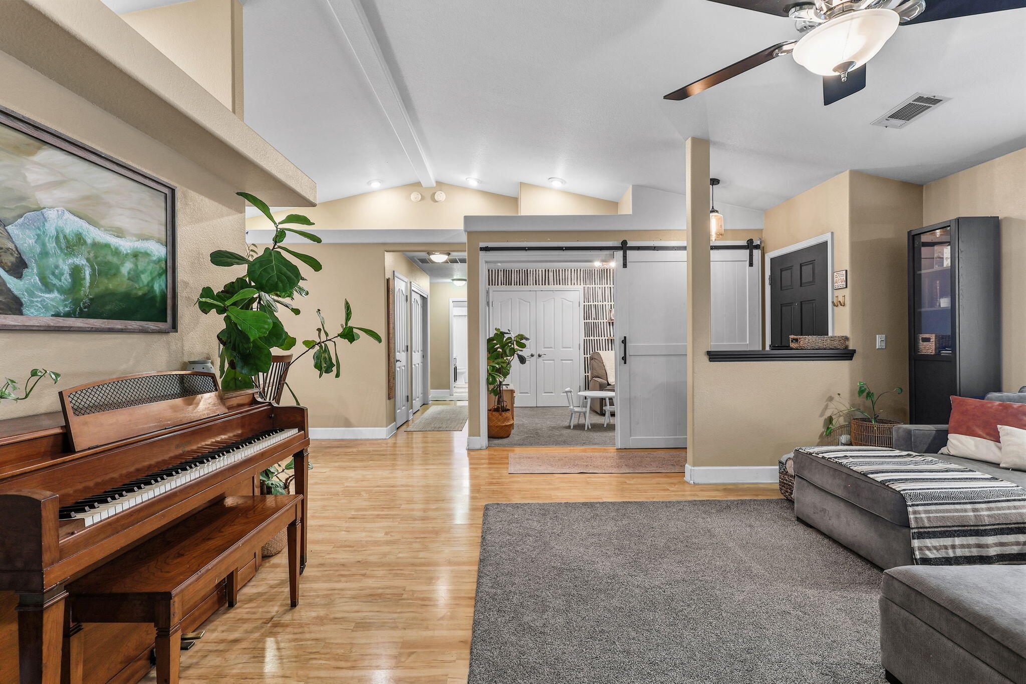 1949 Catherine Way Redding, CA 96002 - Photo 6 of 32 6-web-or-mls-8Q0A8523