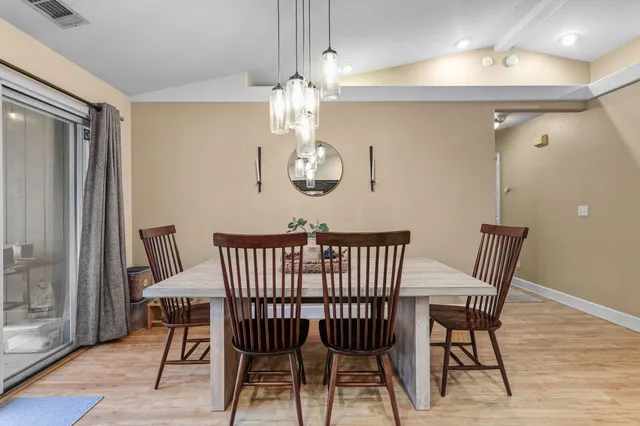 $474,900 | 1949 Catherine Way, Redding, CA 96002