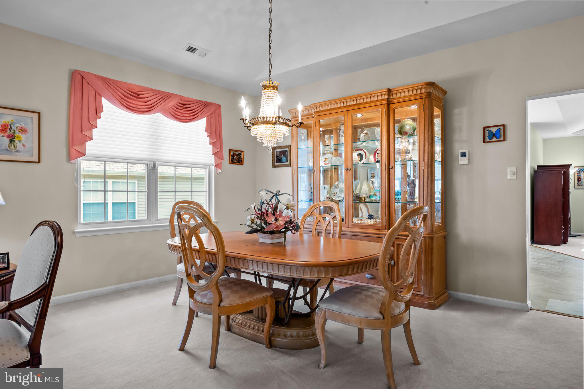45 Bluebonnet Road Langhorne, PA 19047 - Photo 6 of 25 Dining Room