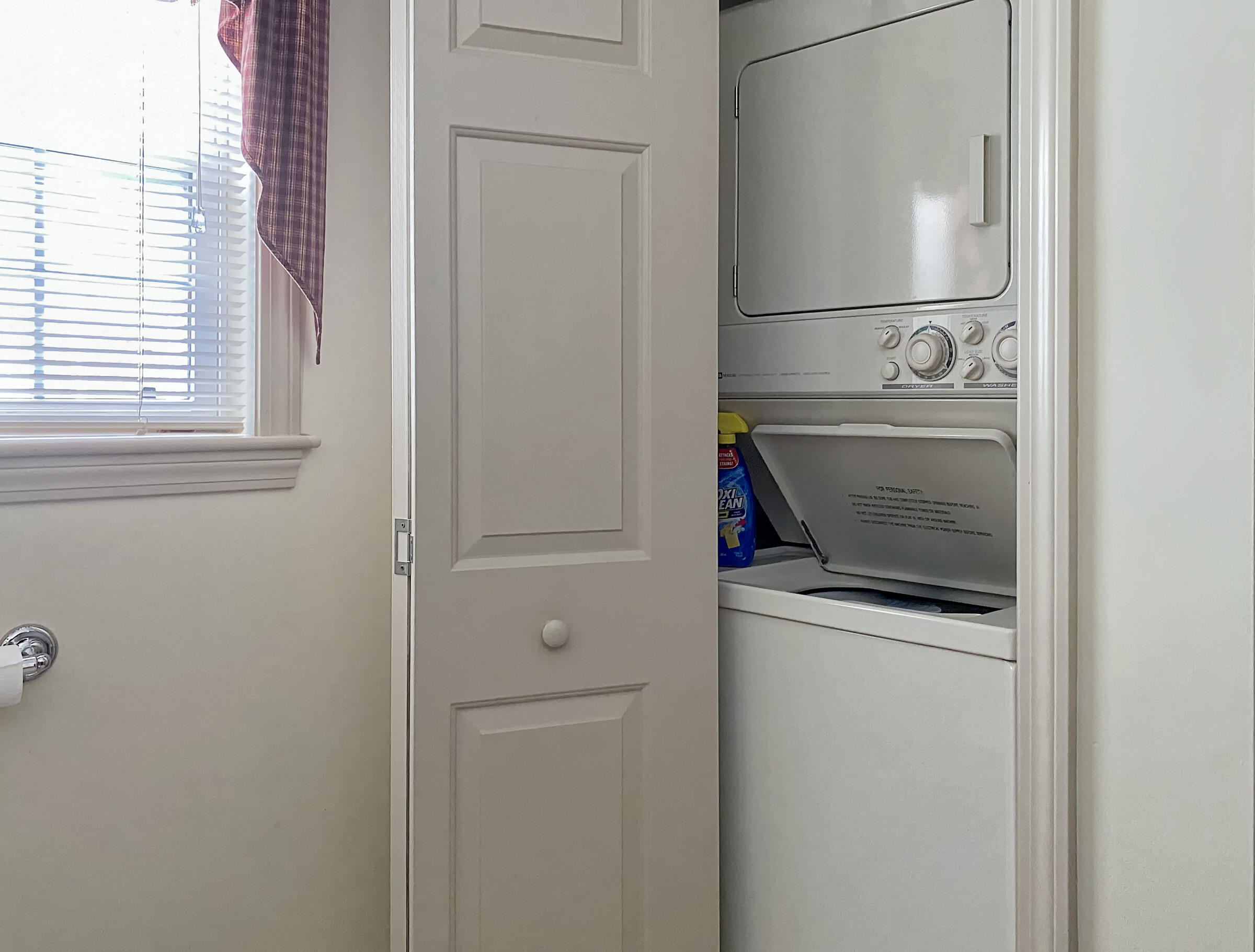 7 Windsor Commons Drive, Unit 7 Kennebunk, ME 04043 - Photo 20 of 32 Guest Bath w/Laundry