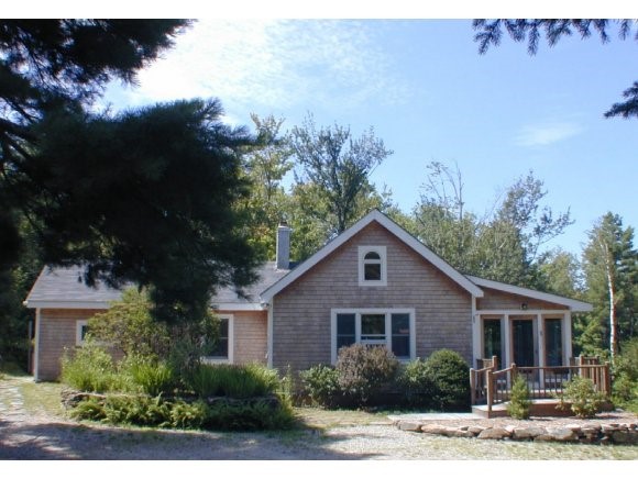 717 Wilton Road Peterborough, NH 03458 - Photo 1 of 1