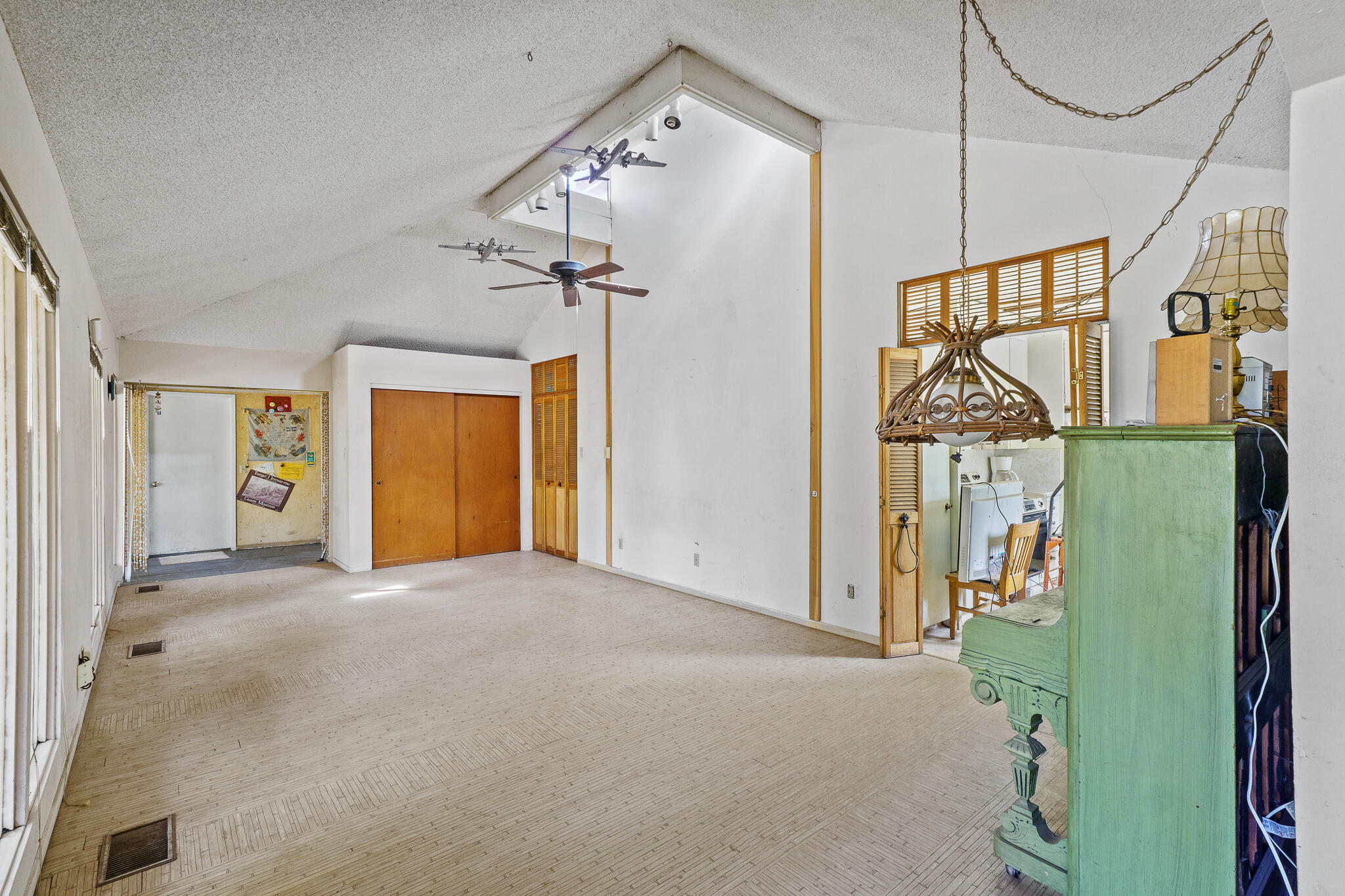 30907 Tower Road Visalia, CA 93292 - Photo 8 of 51 8