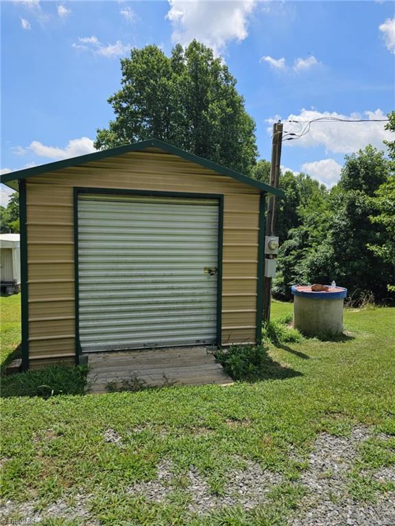 506 Poteat Road Mount Airy, NC 27030 - Photo 4 of 4 Gallery Image 4