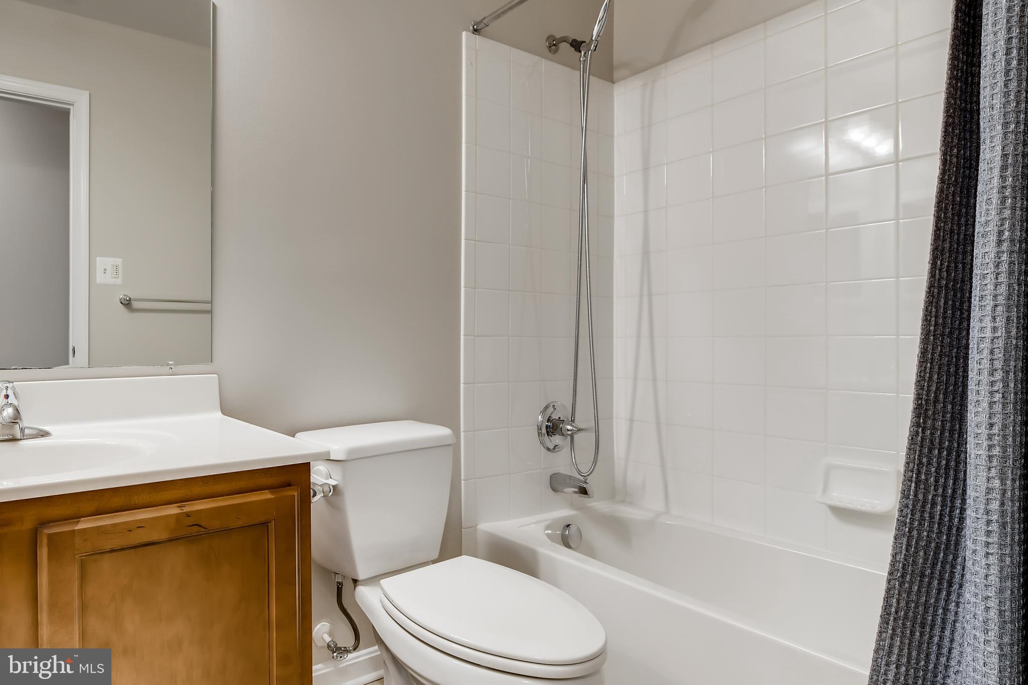 1641 Renaissance Drive Baltimore, MD 21221 - Photo 19 of 27
